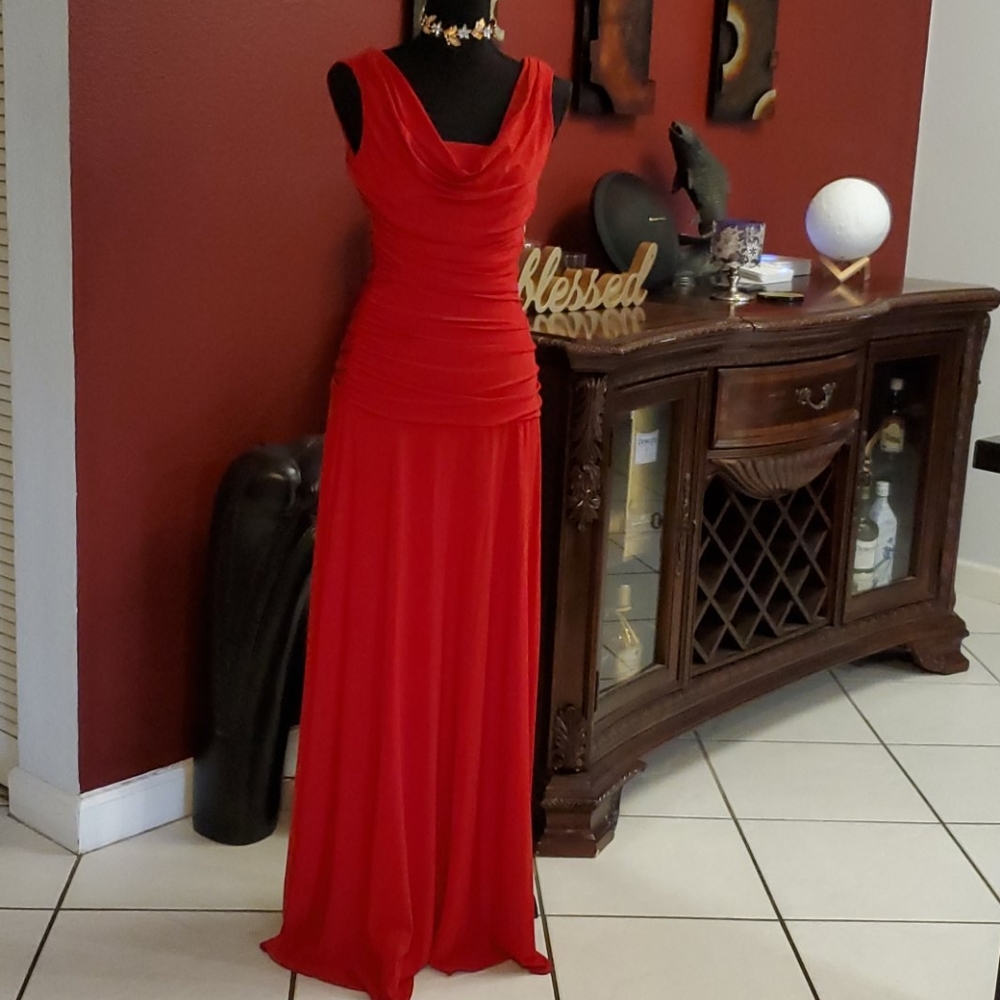 Elegant Red long dress